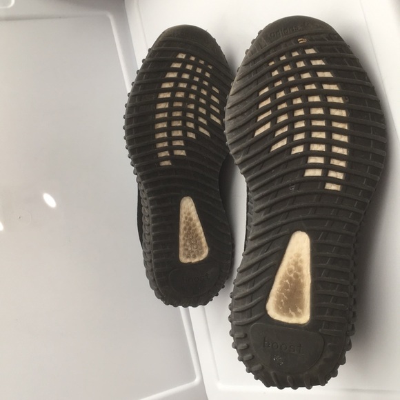 Adidas Yeesy Boost 350 V2 Breed - Picture 8 of 8